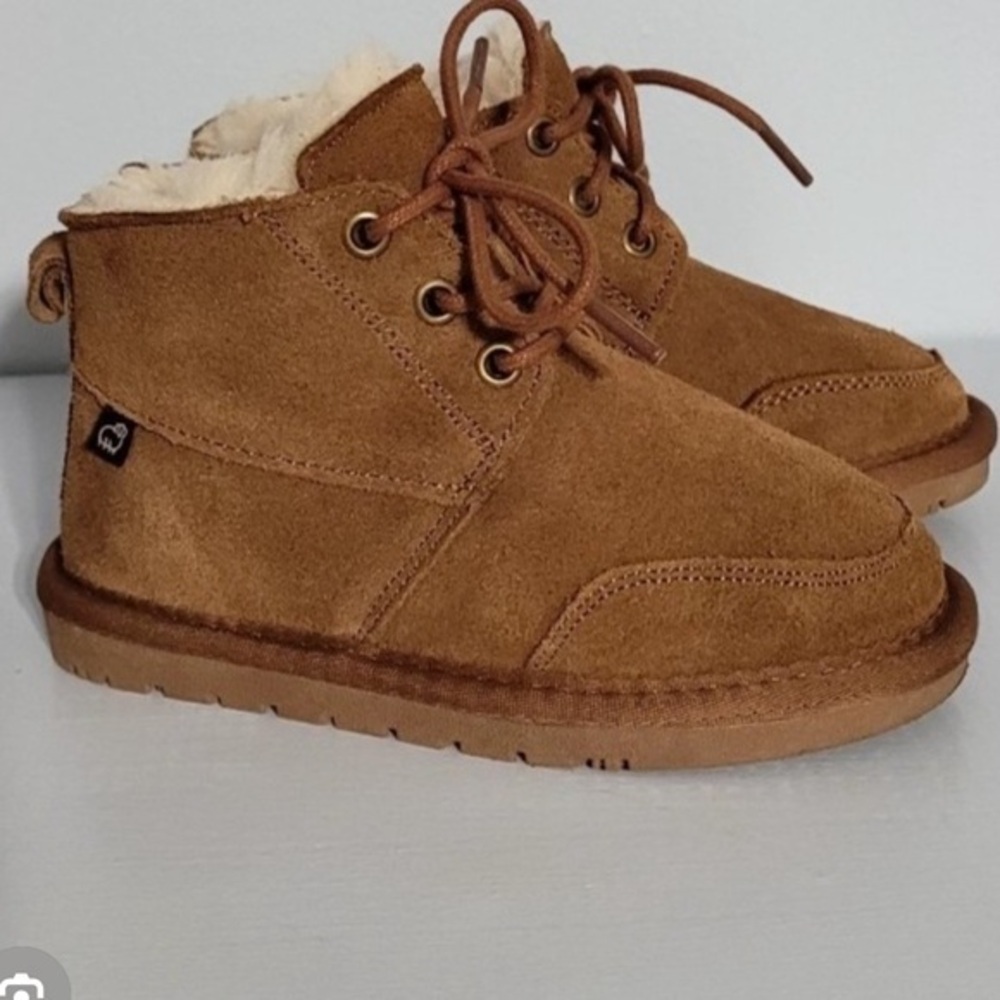Lamp Chukka Boots Suede Kids Chestnut Sherpa Boots NEW Sz 6
